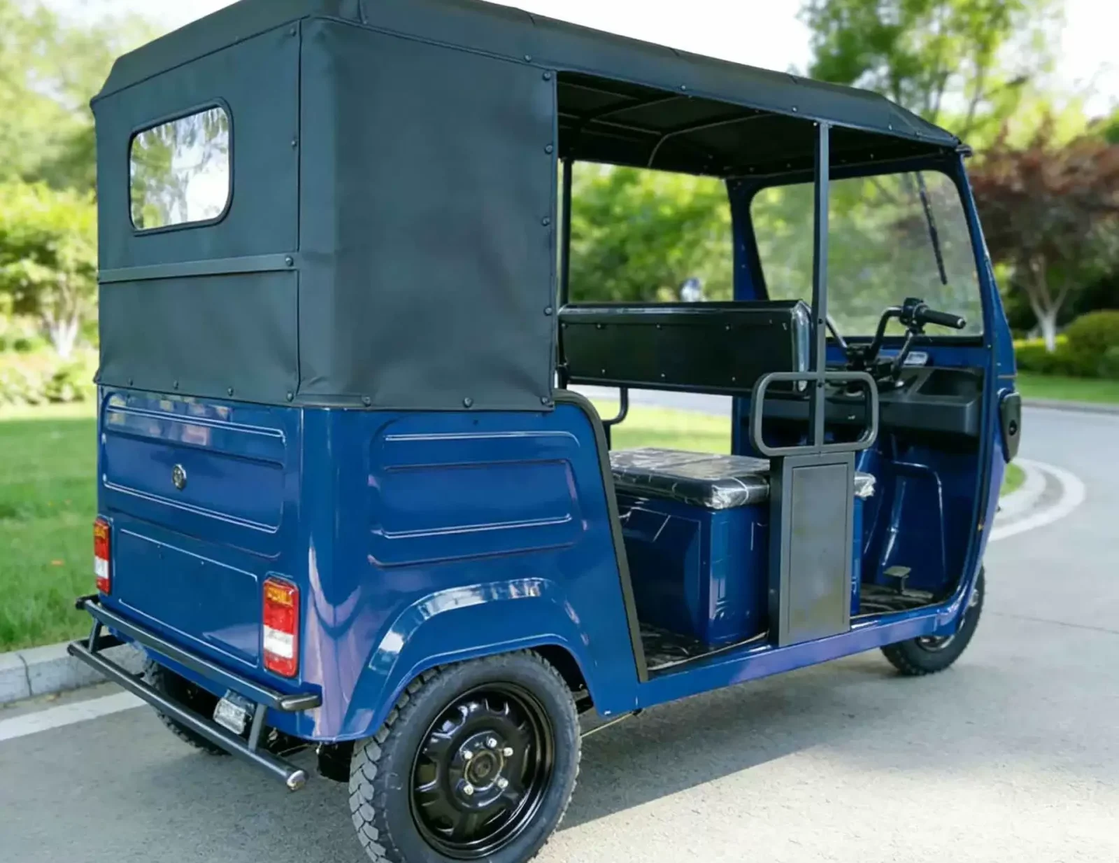 TRIVARO Fuel Passenger Trike for Export — Model TRV-69647889