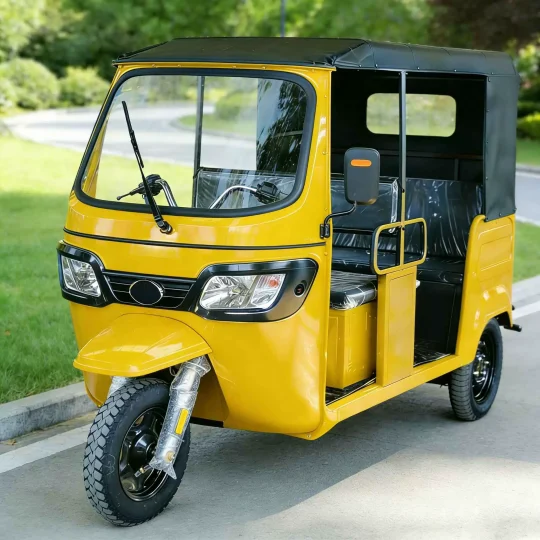 TRIVARO 300cc Passenger Trike 2000kg Payload — Model GJ150ZH-2A