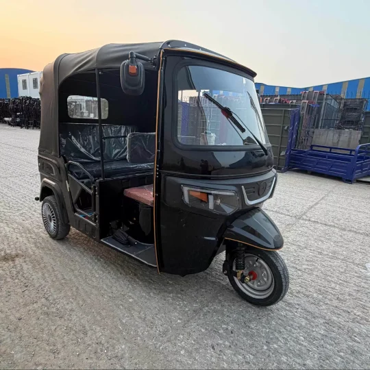 TRIVARO 200cc Passenger Trike 6-Seater — Model TUK-TUK