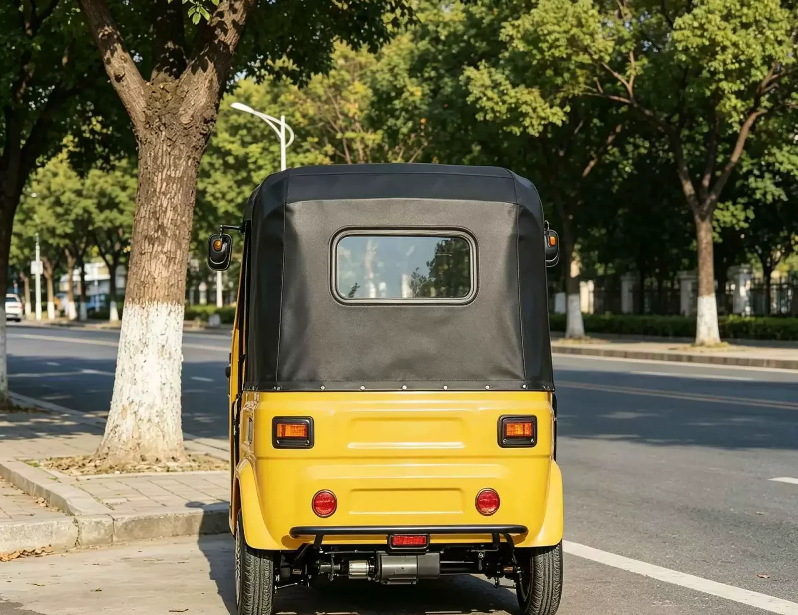 TRIVARO 200cc Passenger Trike 1000kg Payload — Model JS150ZH