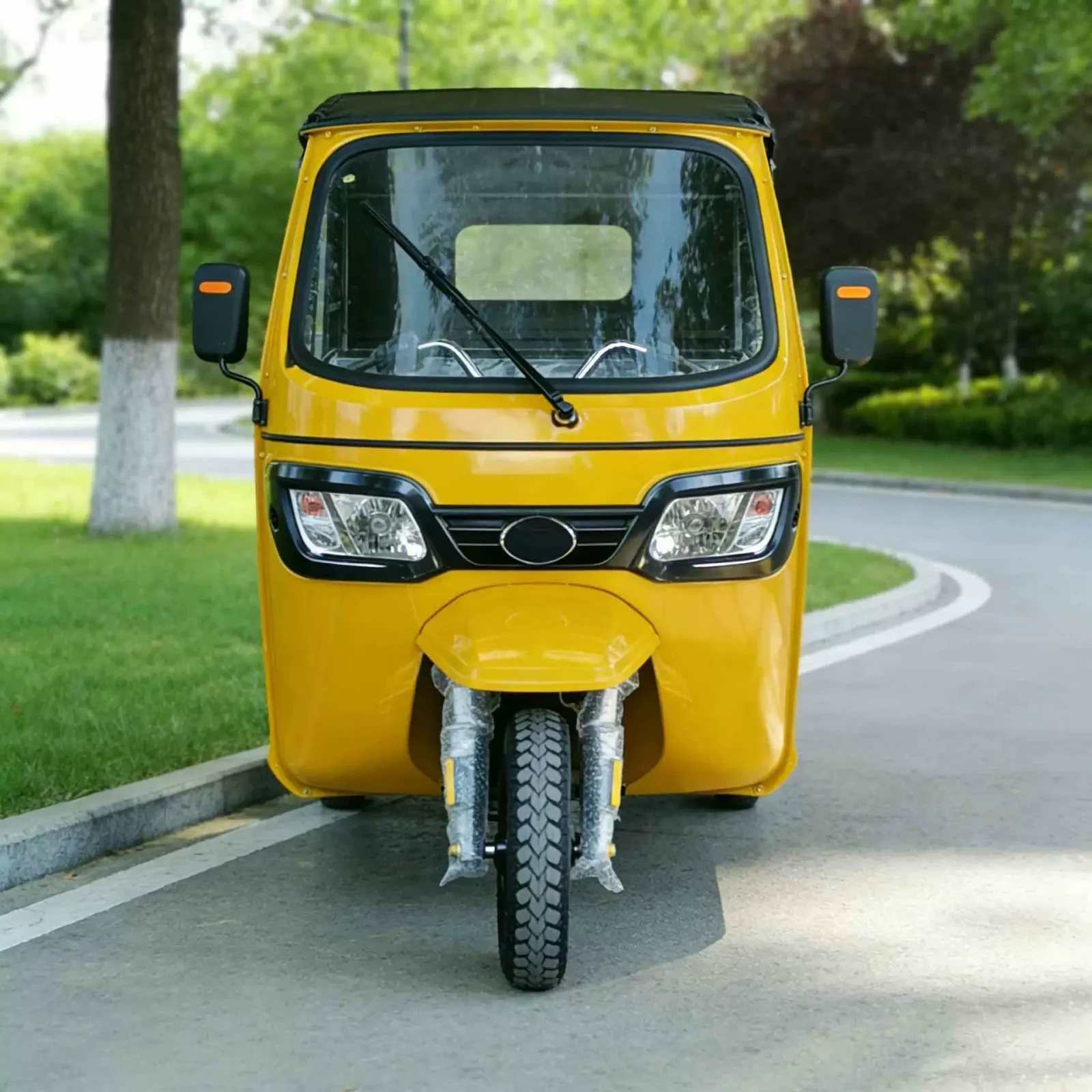 TRIVARO Fuel Passenger Trike for Export — Model TUKTUK-B9-H2-L26-V01