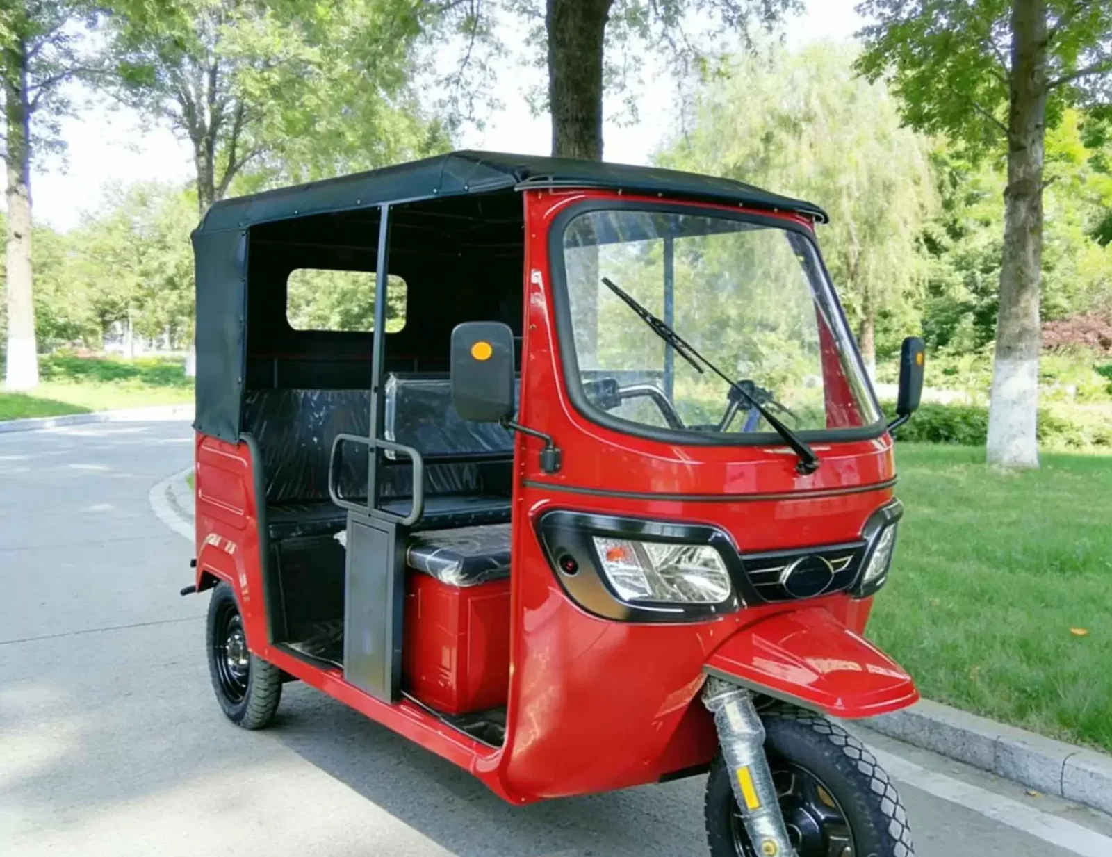 TRIVARO Fuel Passenger Trike for Export — Model TRV-33368604