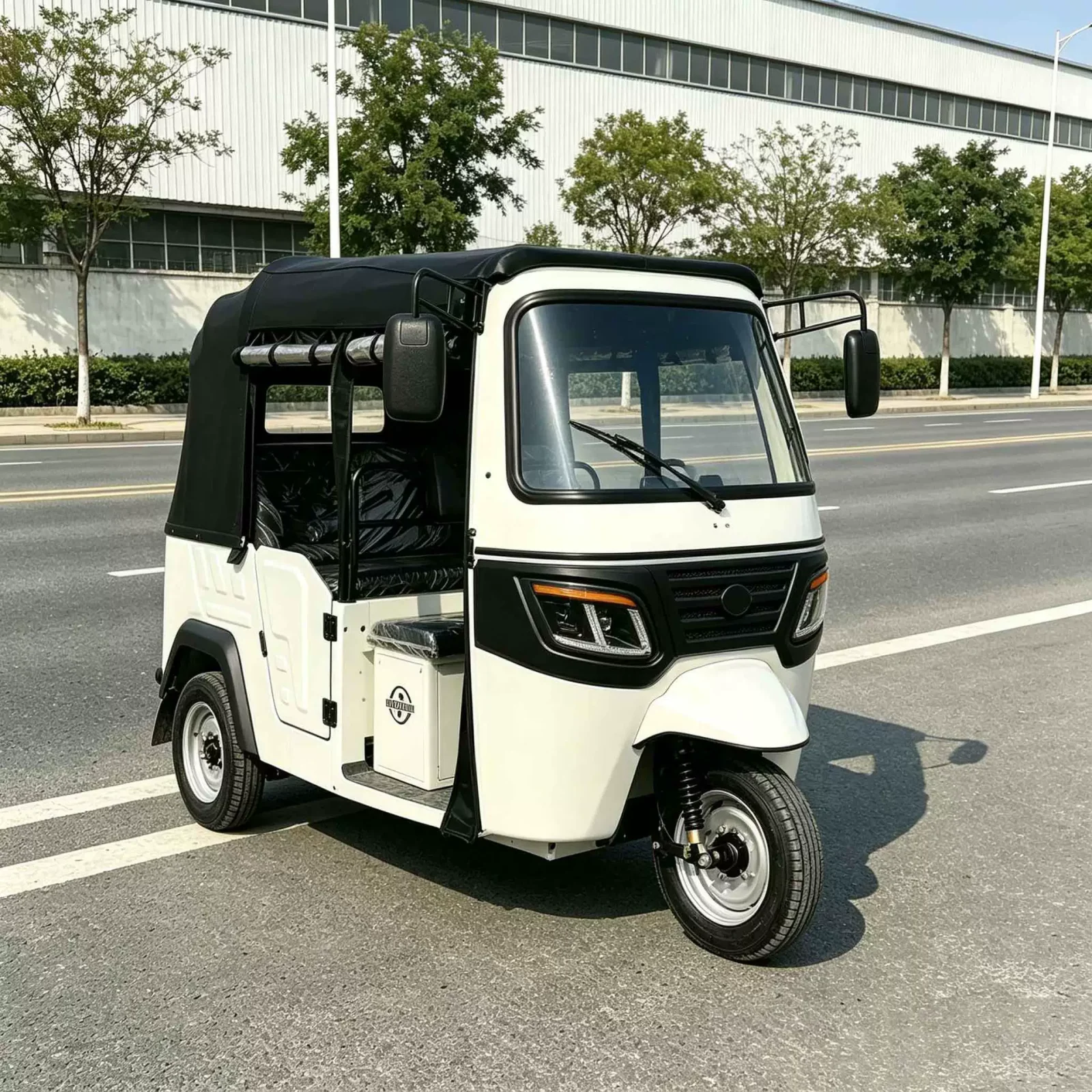 TRIVARO Fuel Passenger Trike for Export — Model TRV-98070781