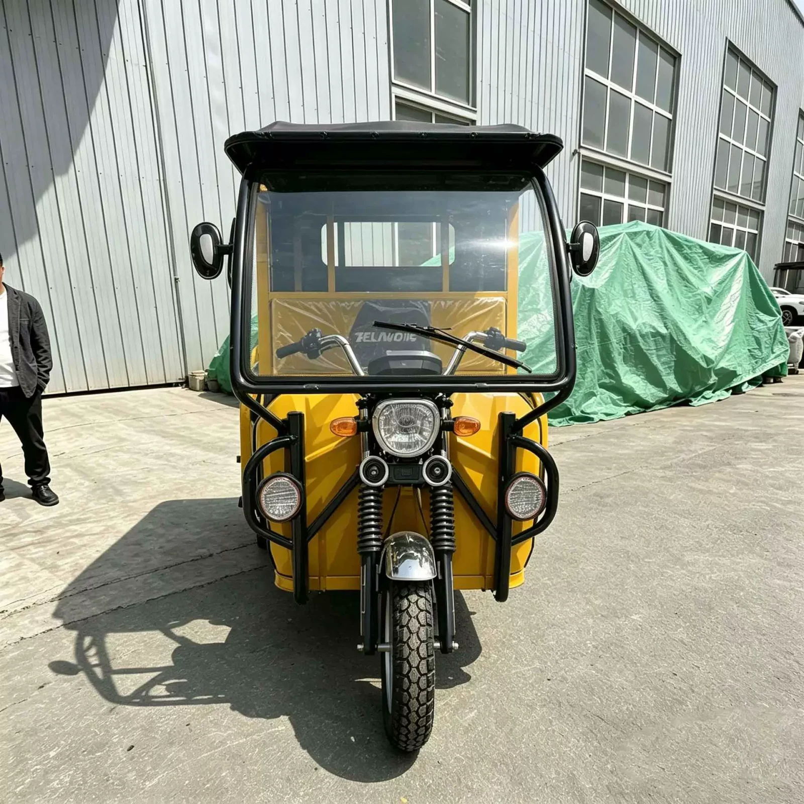 TRIVARO Fuel Passenger Trike for Export — Model TRV-83631557