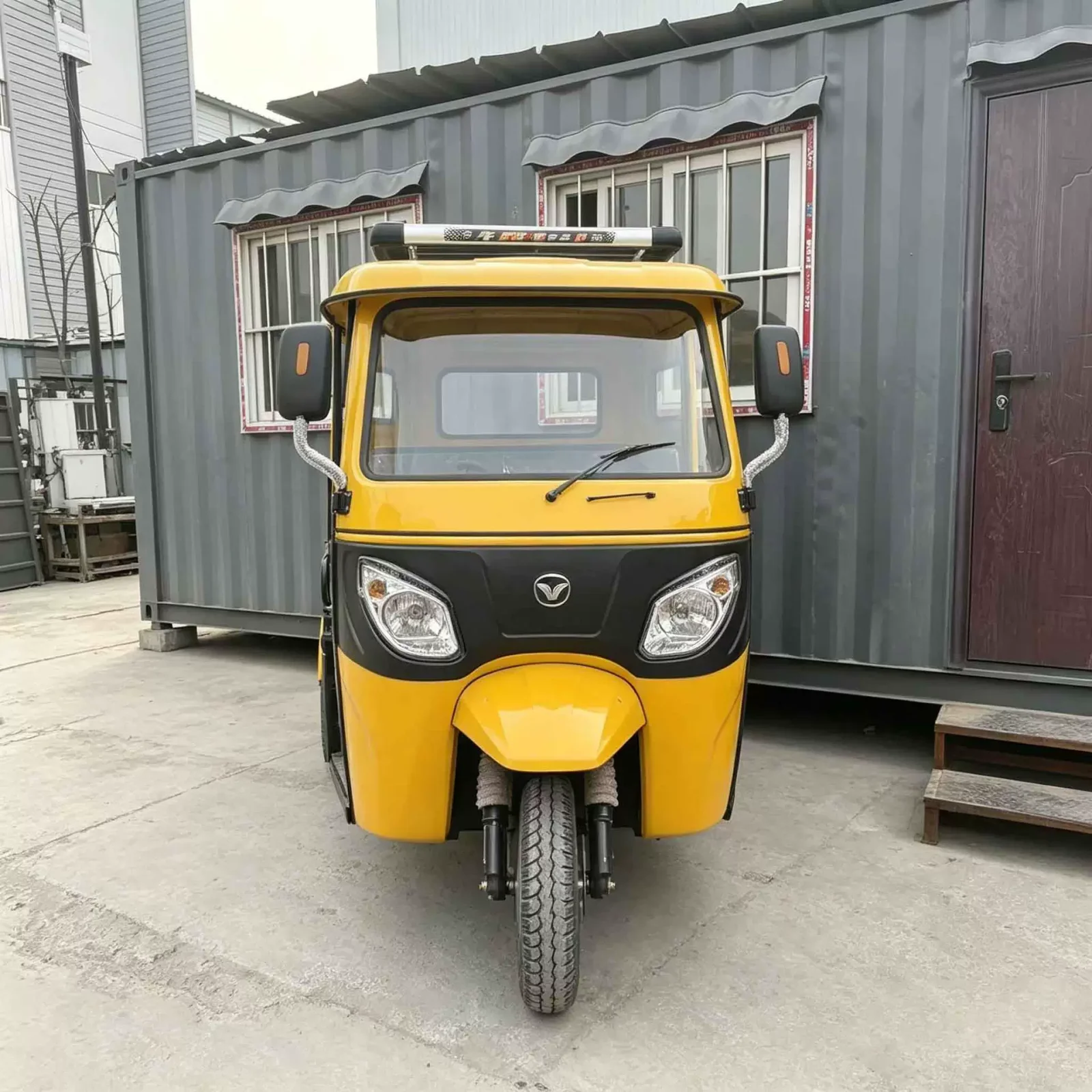 TRIVARO Fuel Passenger Trike for Export — Model TUK-TUK-DEPOSIT