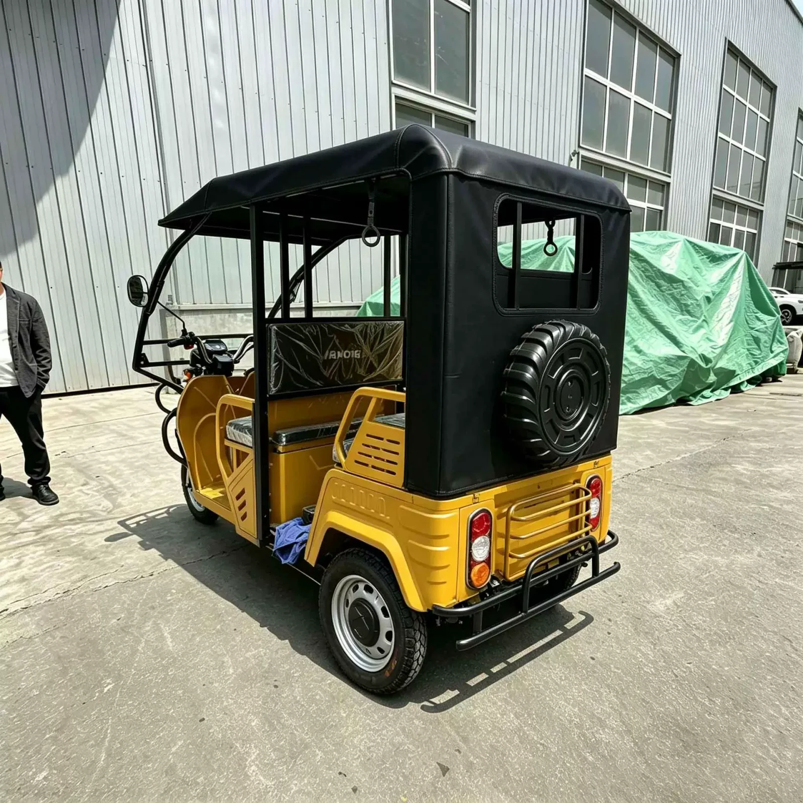 TRIVARO Fuel Passenger Trike for Export — Model THREE-WHEELED-MOTORCYCLE
