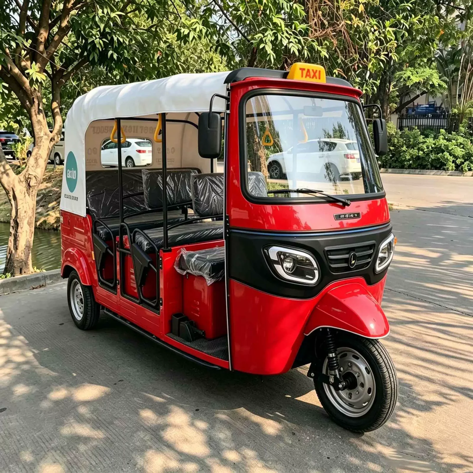 TRIVARO 300cc Passenger Trike 1000kg Payload — Model 175-300
