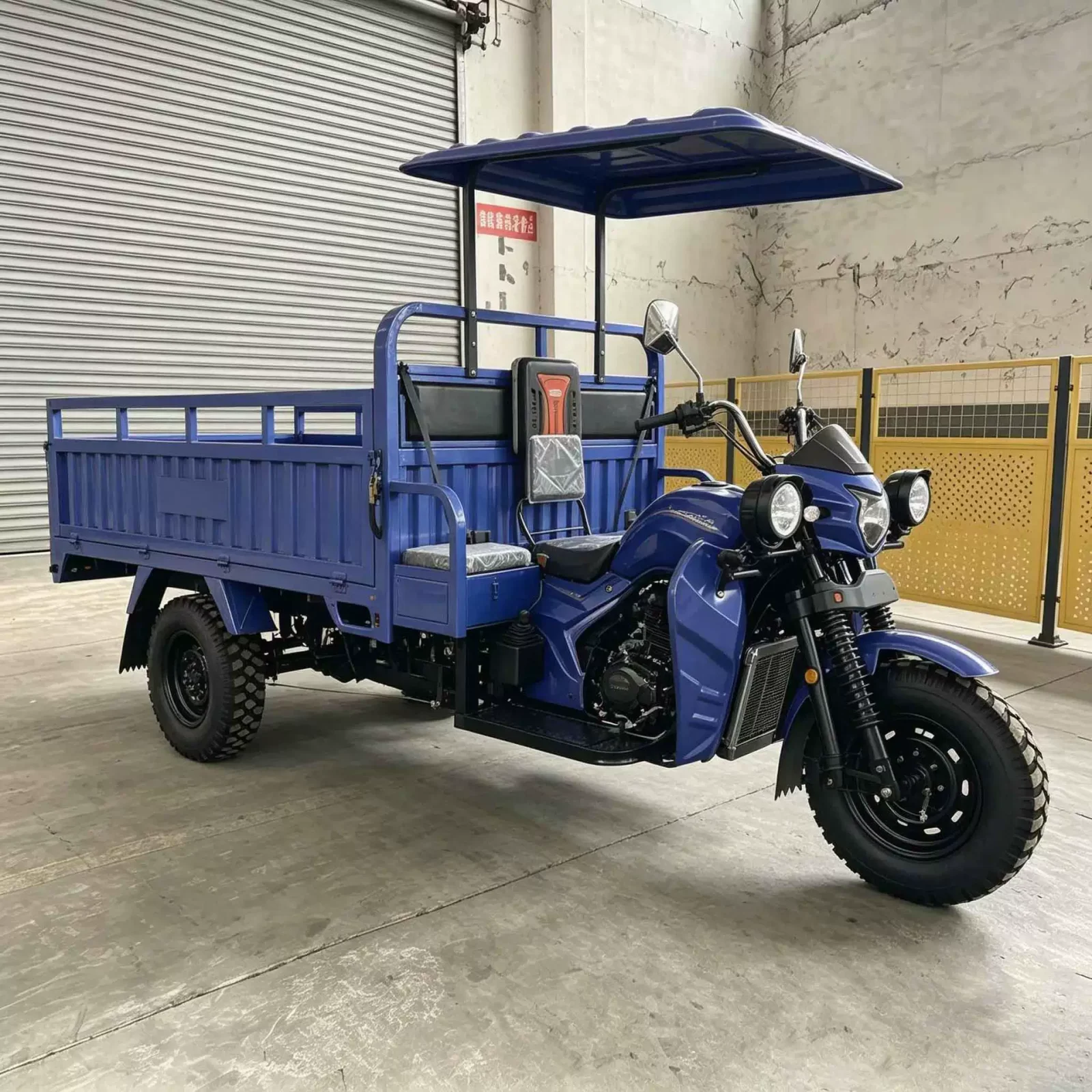 TRIVARO Fuel Cargo Trike for Export, 1 Seat — Model JS150ZH-5D