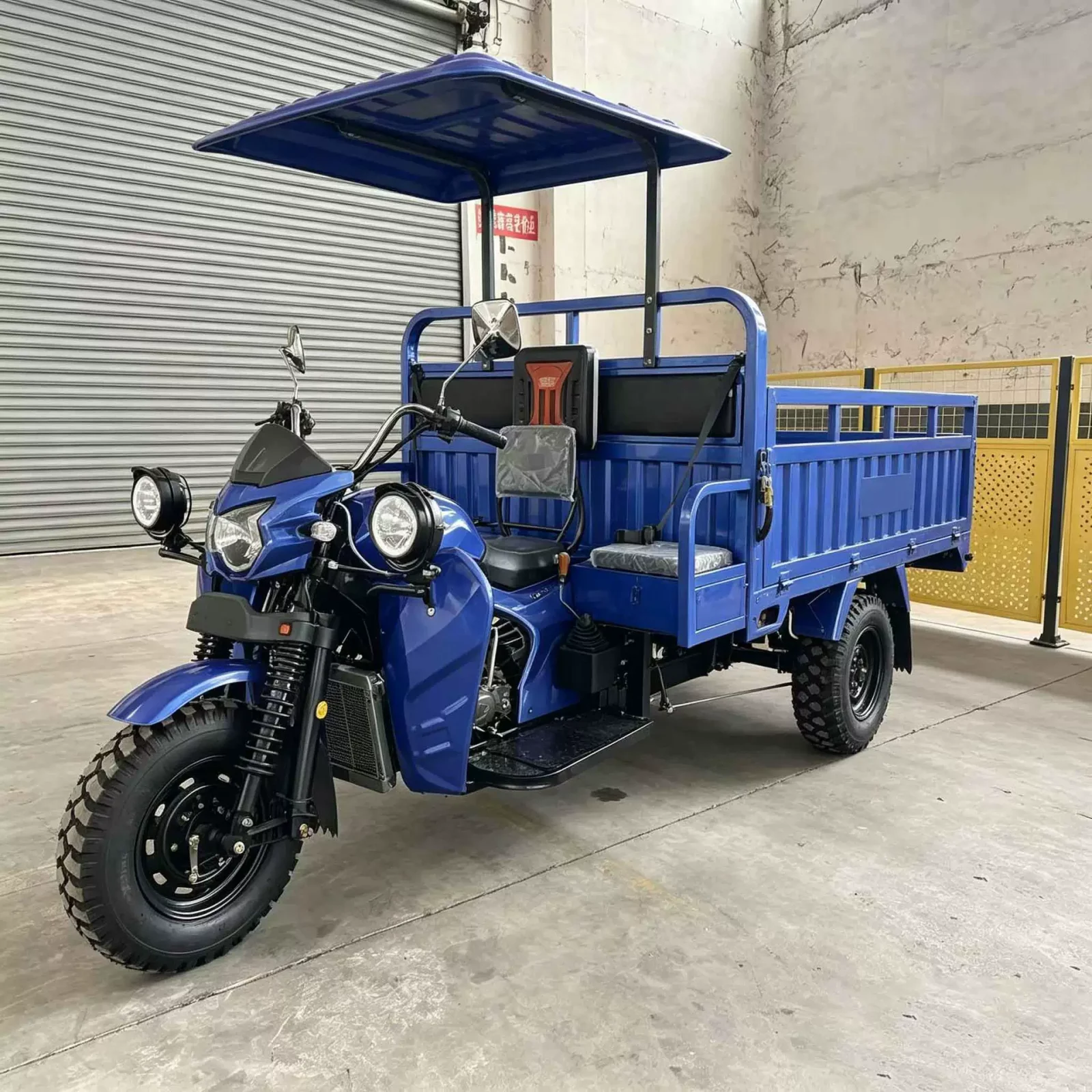 TRIVARO Fuel Cargo Trike Dump for Export, 450kg Payload, 1 Seat — Model XL150ZH-Q1