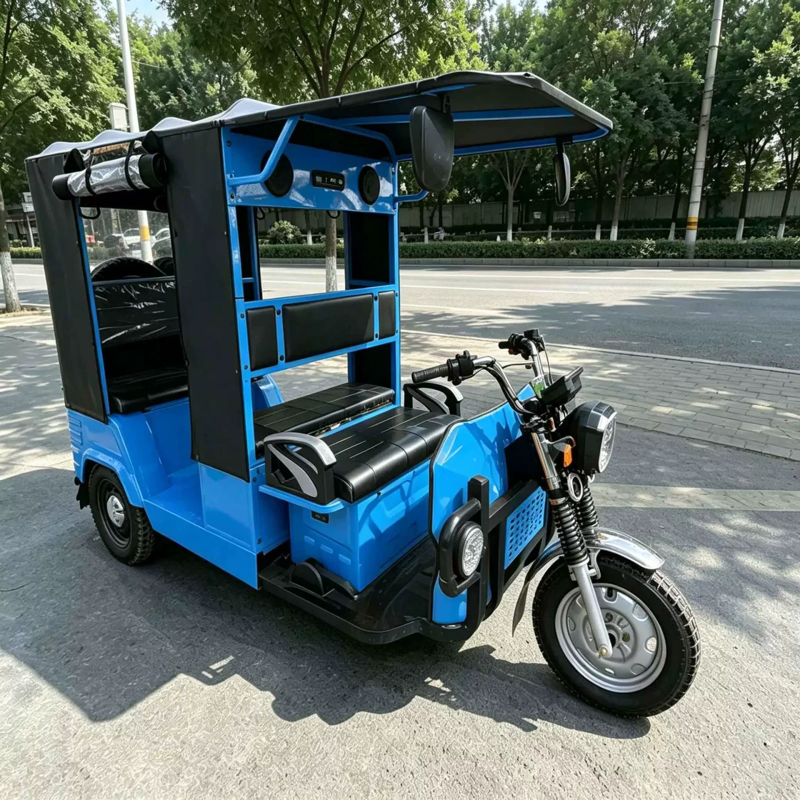 TRIVARO Fuel Passenger Trike for Export — Model TRV-05934318