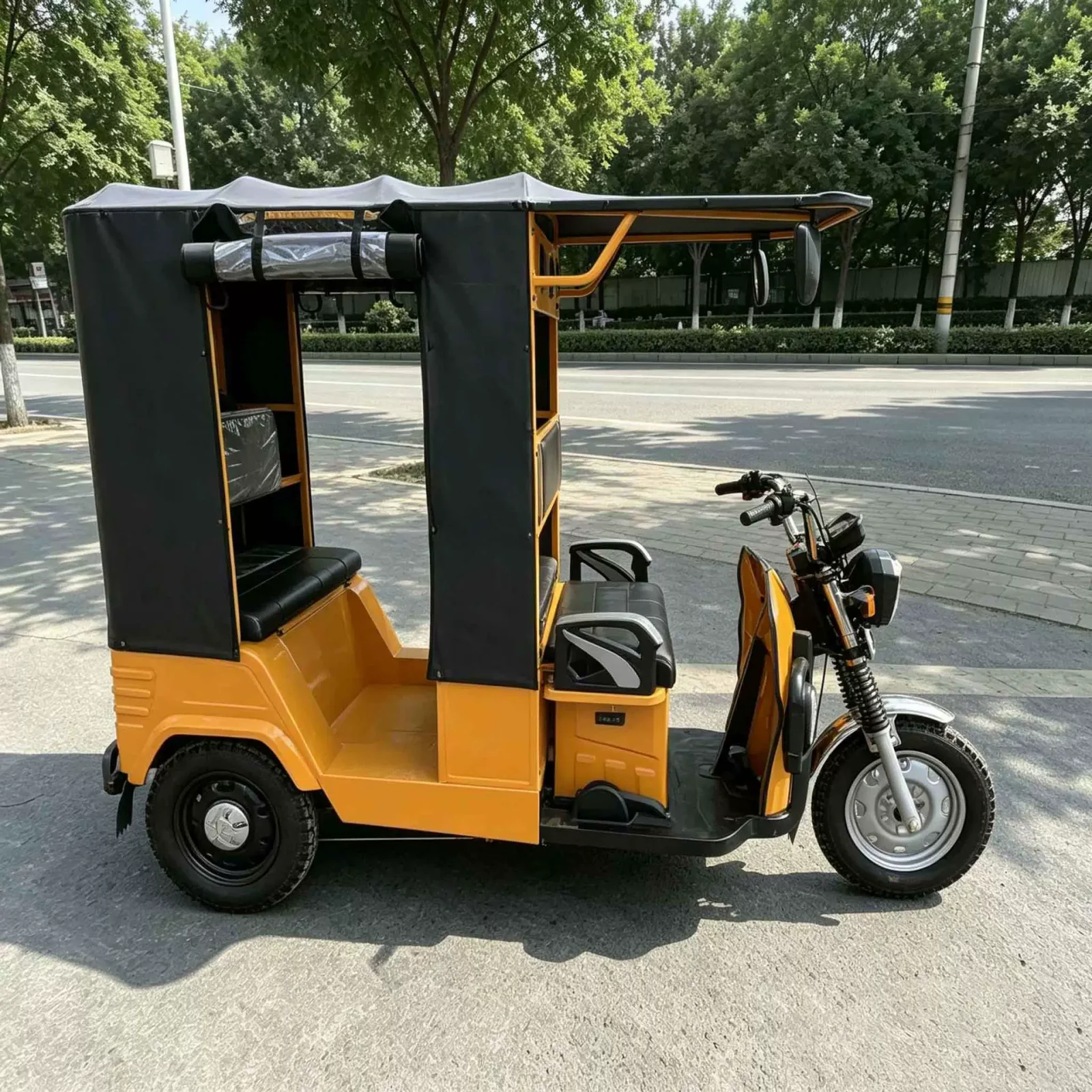 TRIVARO 300cc Passenger Trike for Export — Model GJ150ZH-2A