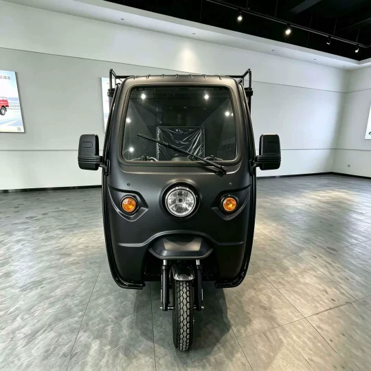 TRIVARO Fuel Tricycle for Export, 1 Seat — Model TRV-56482167