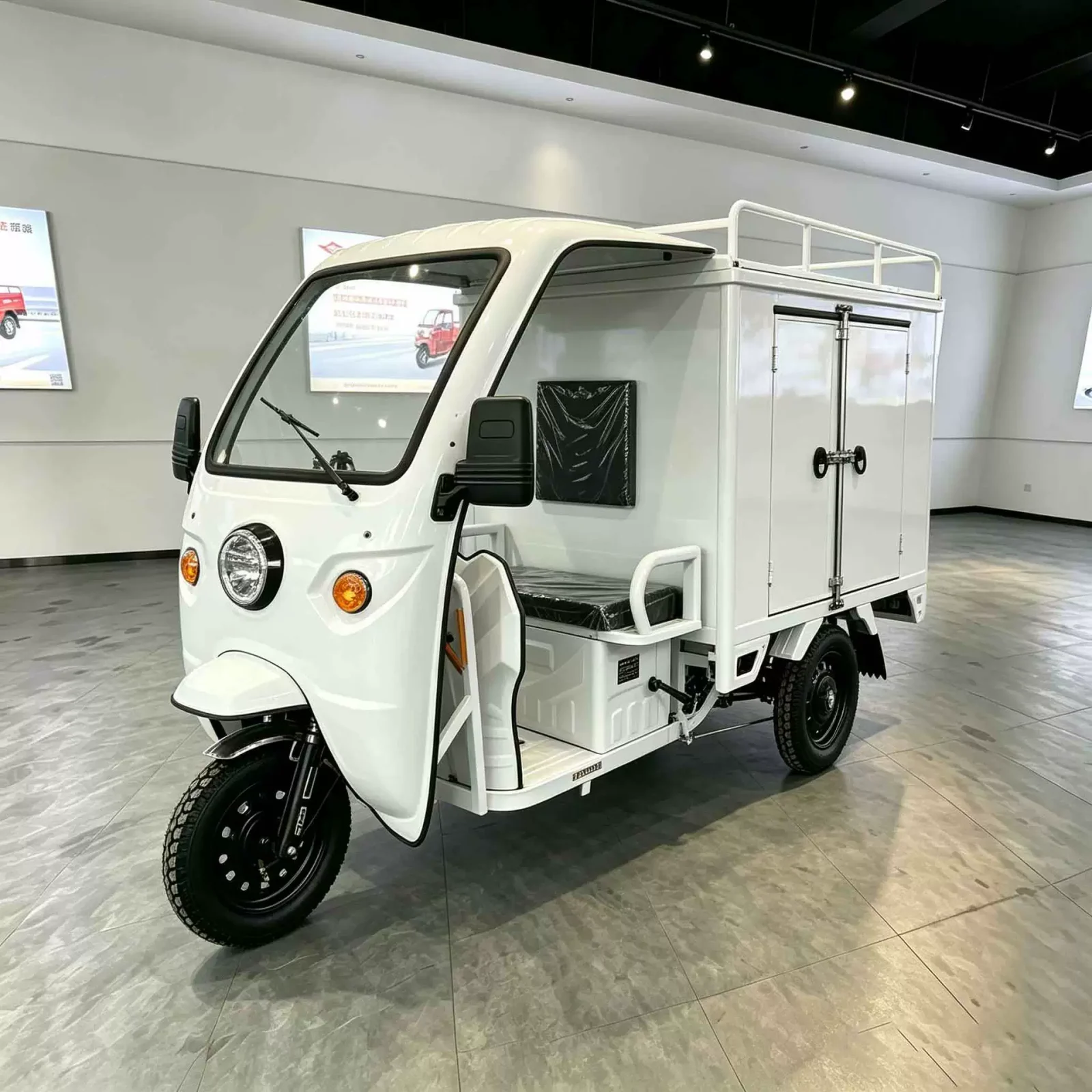 TRIVARO Fuel Cargo Trike for Export, 1 Seat — Model TRV-96721619