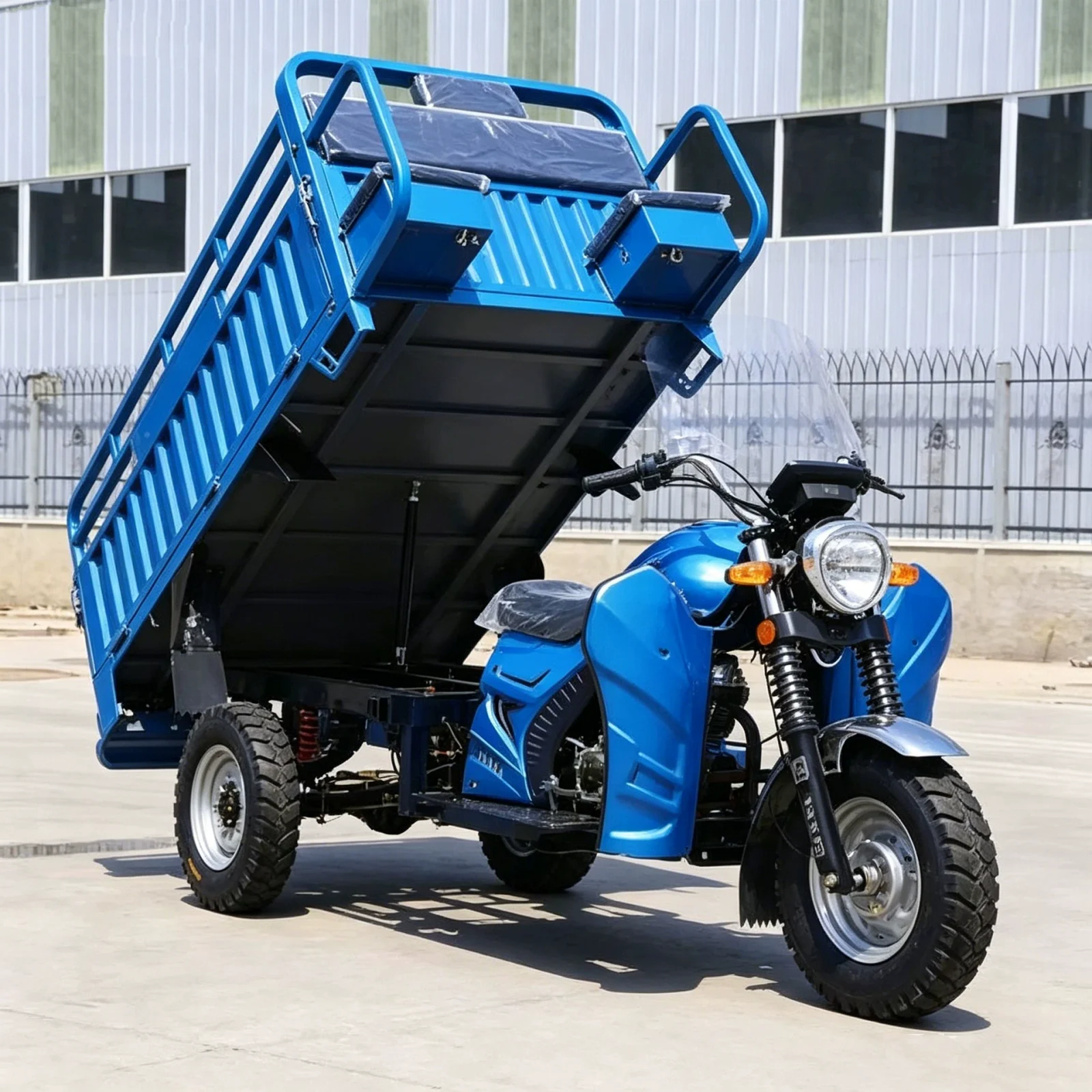 TRIVARO 300cc Cargo Trike Dump, 1000kg Payload, 1 Seat — Model TRV-15718453