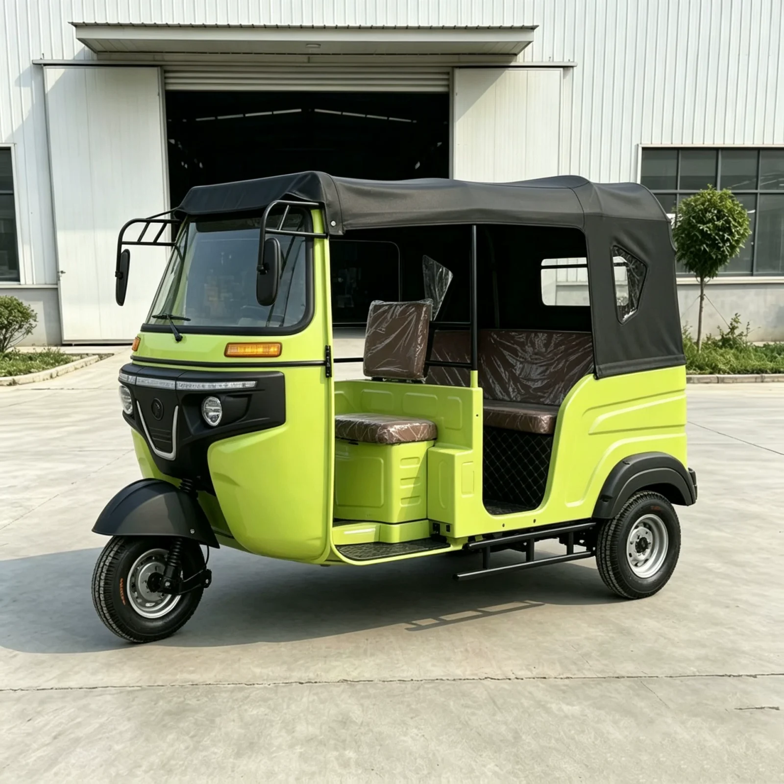 TRIVARO Fuel Passenger Trike for Export — Model MOTORCYCLE