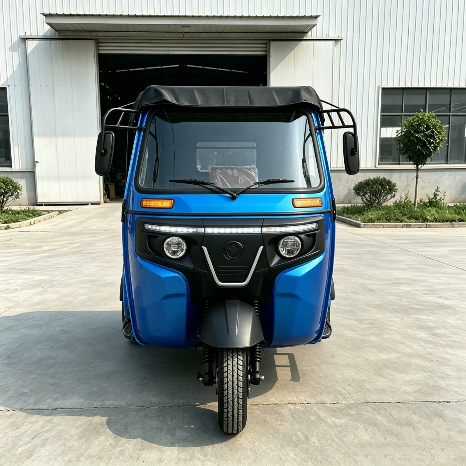 TRIVARO Fuel Passenger Trike for Export — Model MOTORCYCLE