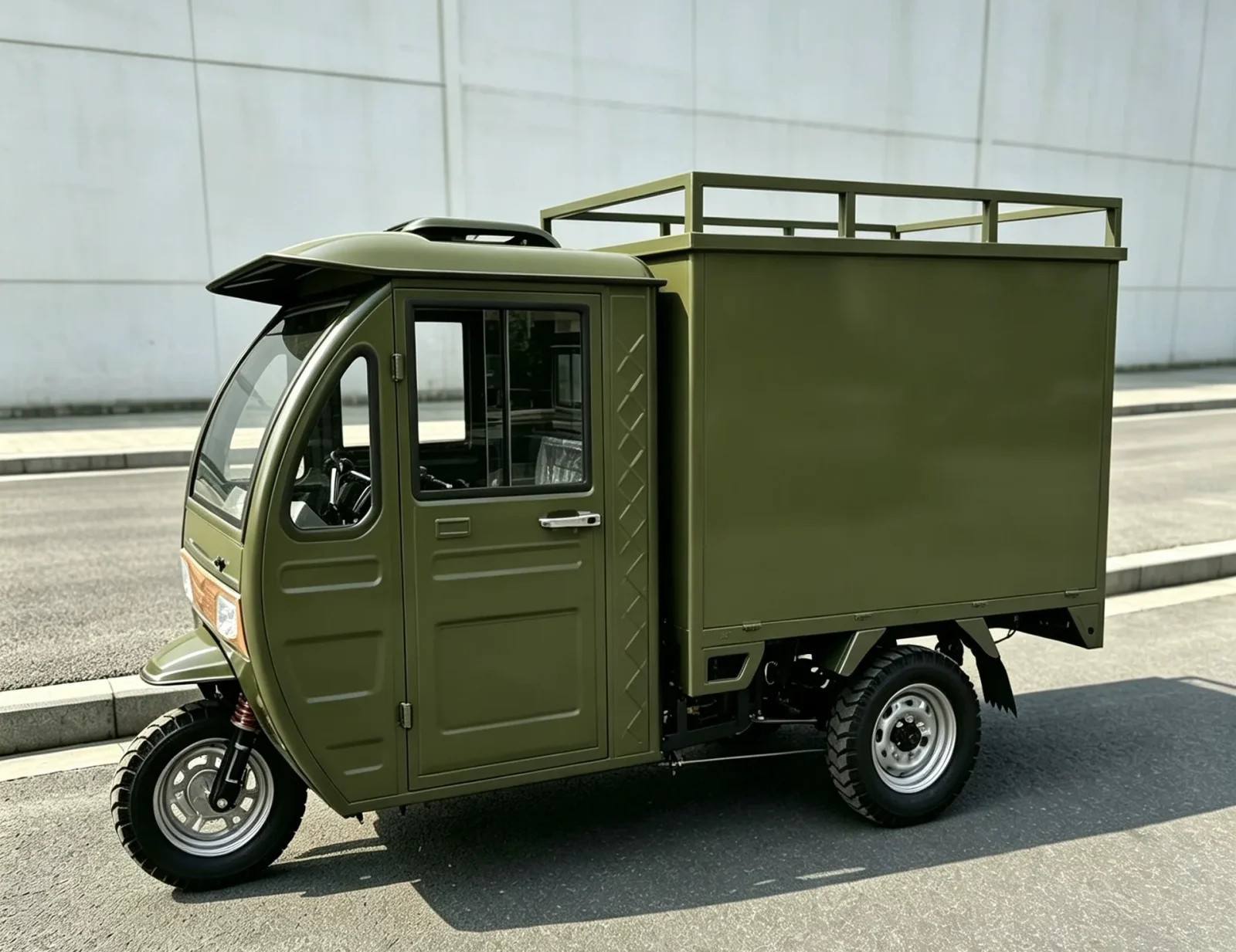 TRIVARO Fuel Cargo Trike for Export, 1 Seat — Model TRV-61724391