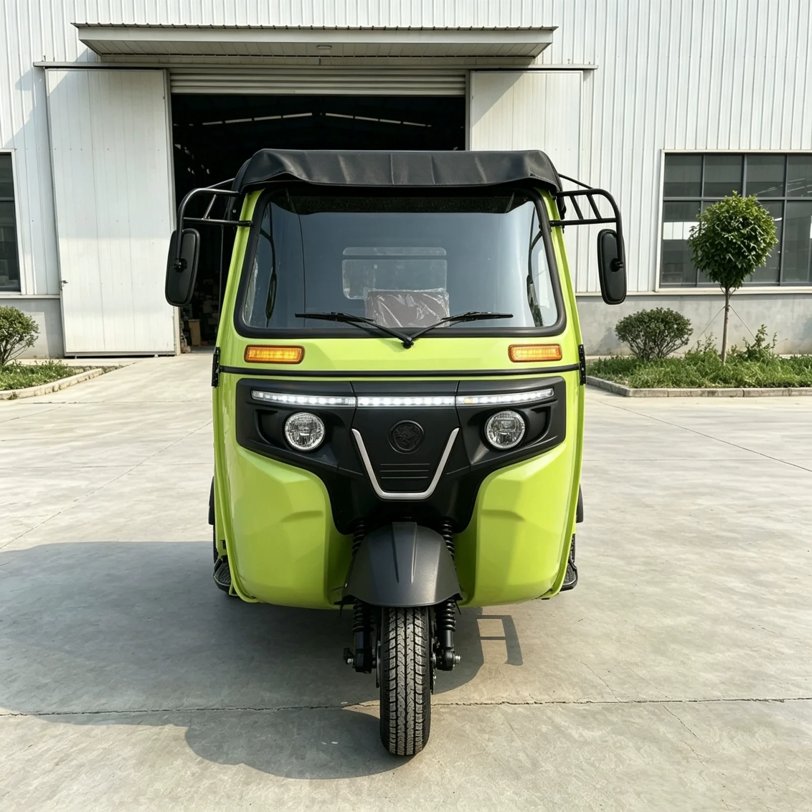 TRIVARO Fuel Passenger Trike for Export — Model TRV-18136122